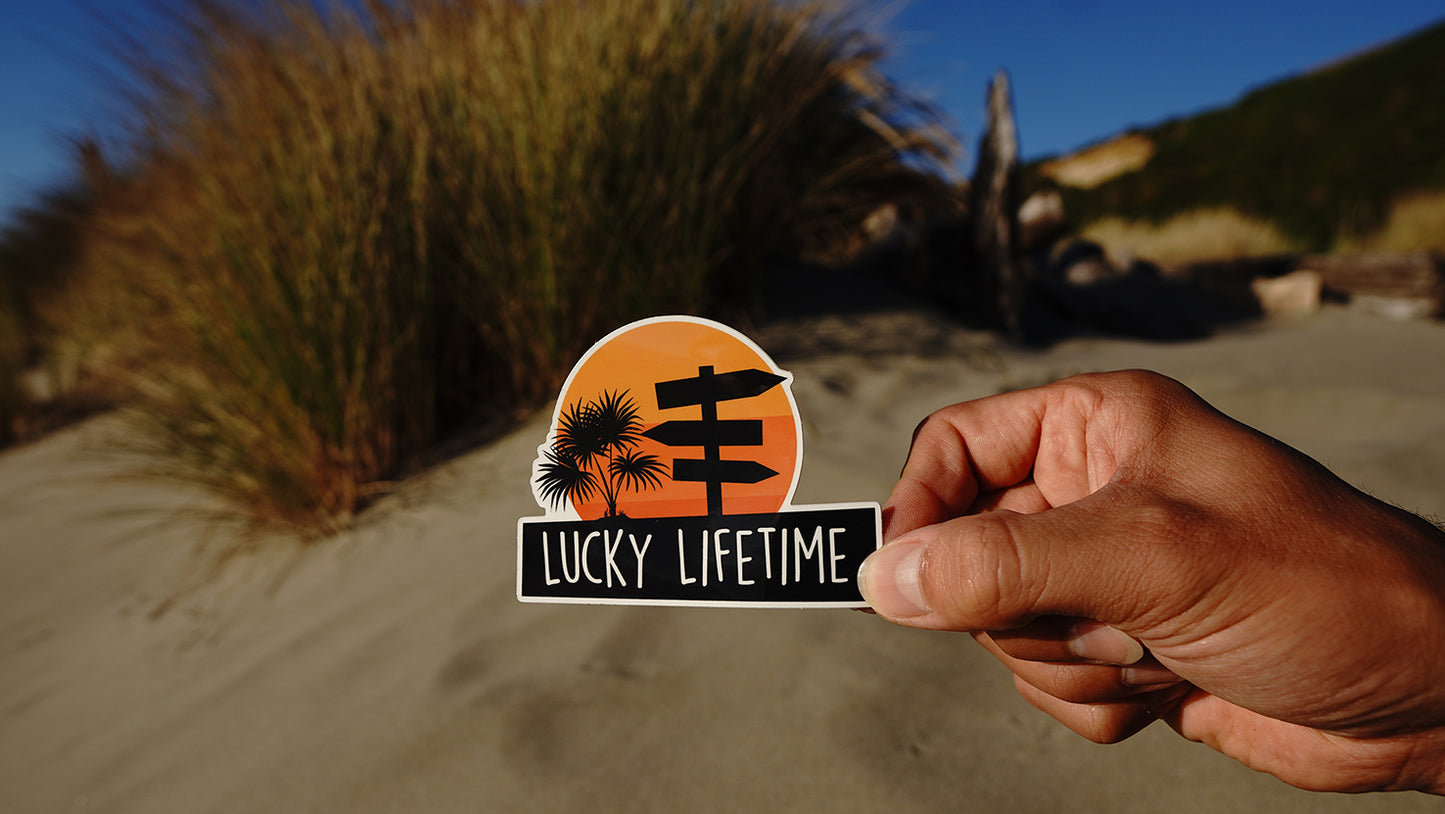 Sticker Lucky Lifetime Logo